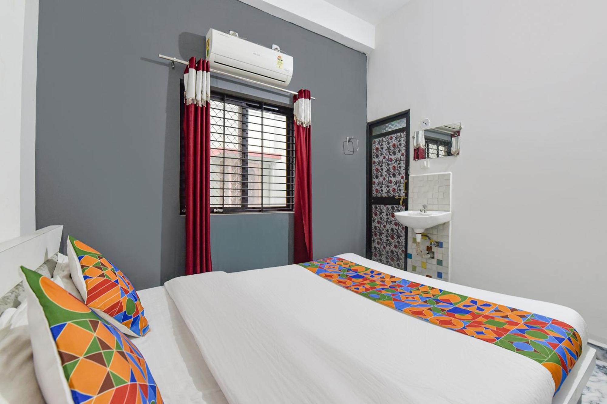 OYO 42646 Hotel Soni Palace Ujjain Esterno foto