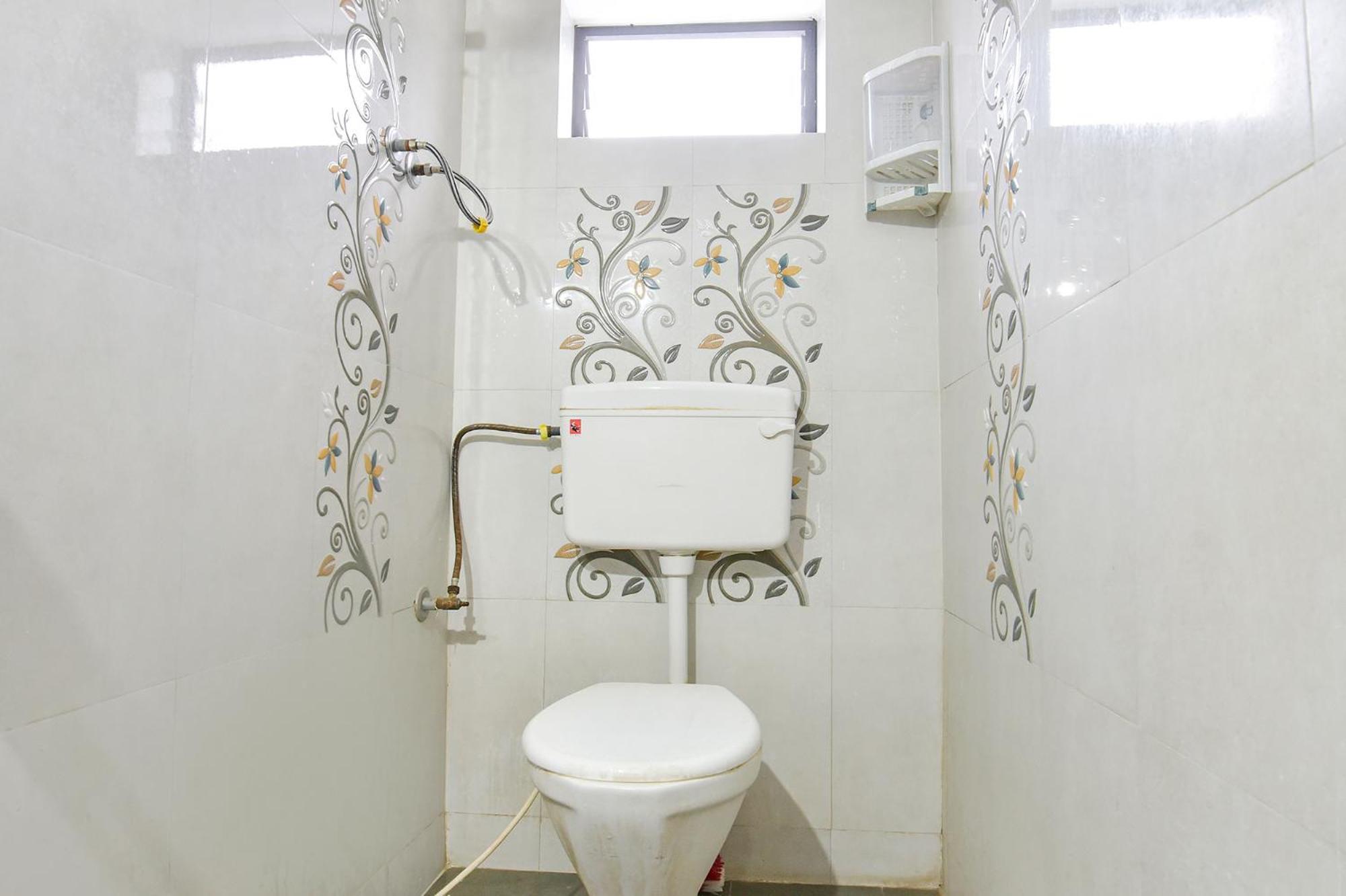 OYO 42646 Hotel Soni Palace Ujjain Esterno foto